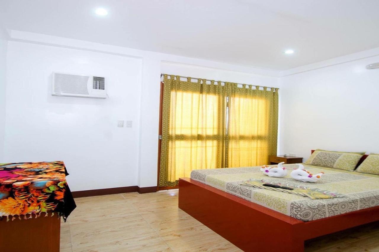 เรดดอร์ซ พลัส แอต ซีเคร็ต การ์เดน โบราไกย์ Hotel Balabag  ภายนอก รูปภาพ
