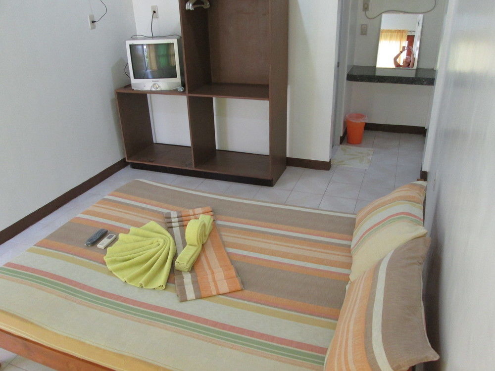 เรดดอร์ซ พลัส แอต ซีเคร็ต การ์เดน โบราไกย์ Hotel Balabag  ภายนอก รูปภาพ