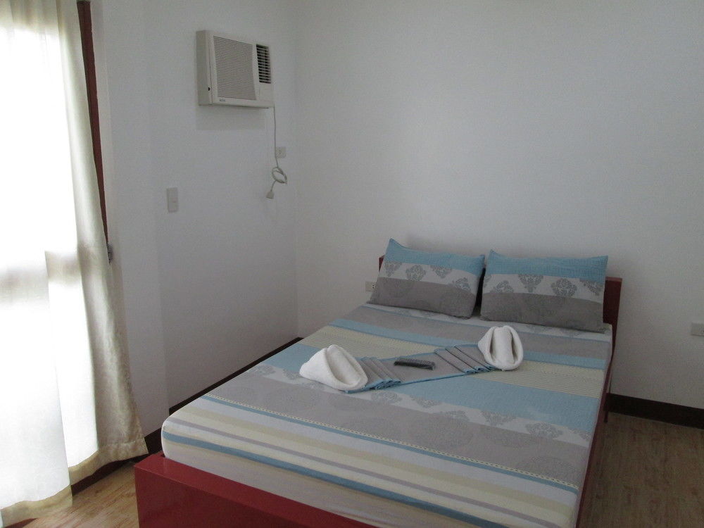 เรดดอร์ซ พลัส แอต ซีเคร็ต การ์เดน โบราไกย์ Hotel Balabag  ภายนอก รูปภาพ