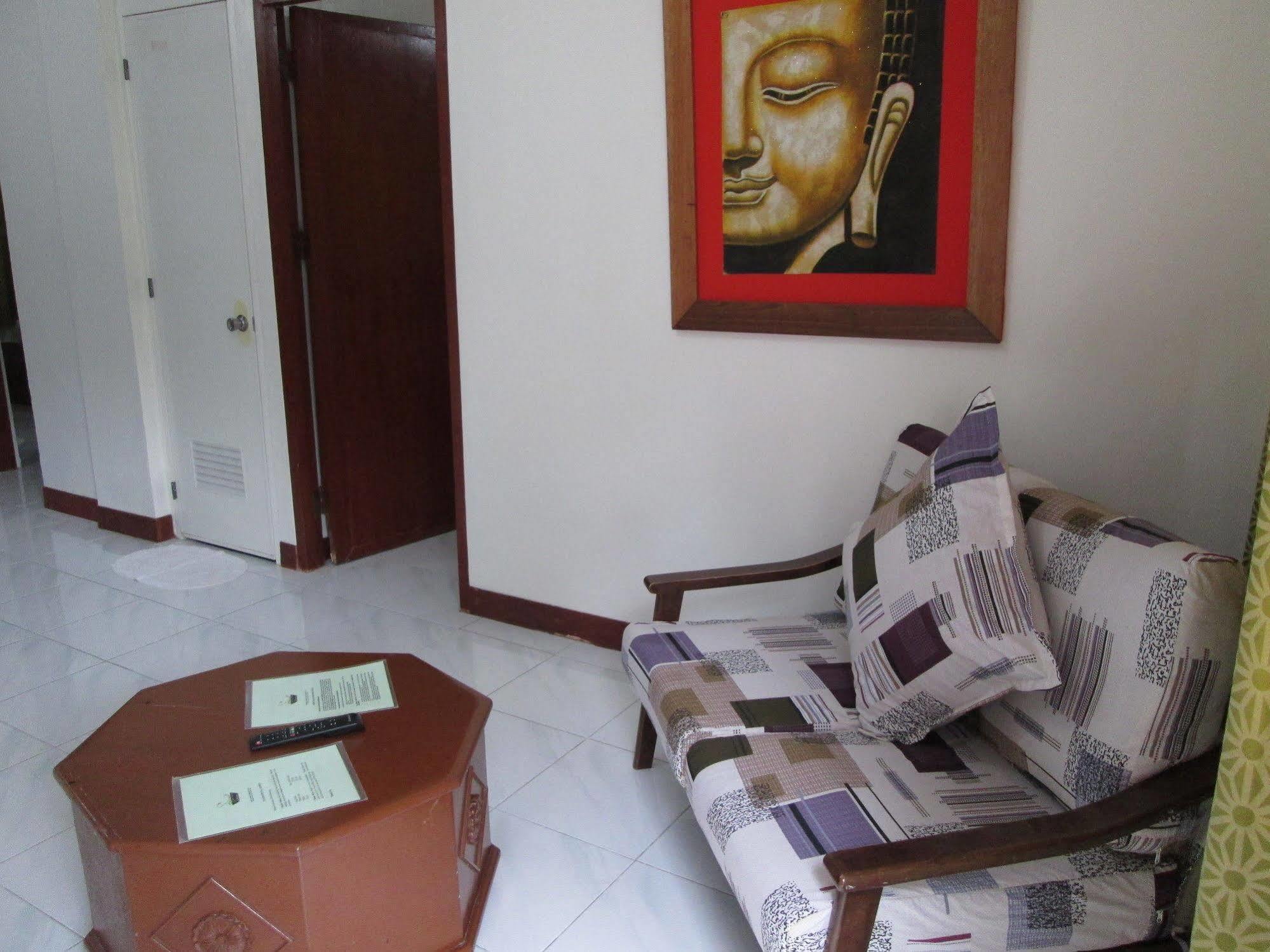 เรดดอร์ซ พลัส แอต ซีเคร็ต การ์เดน โบราไกย์ Hotel Balabag  ภายนอก รูปภาพ